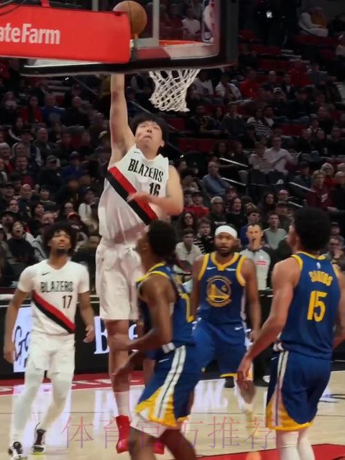 杨瀚森无处不在!篮下勾手打进,增加挡拆地位提升,抢断主导反击 杨瀚森无处不在!篮下勾手打进,增加挡拆地位提升,抢断主导反击